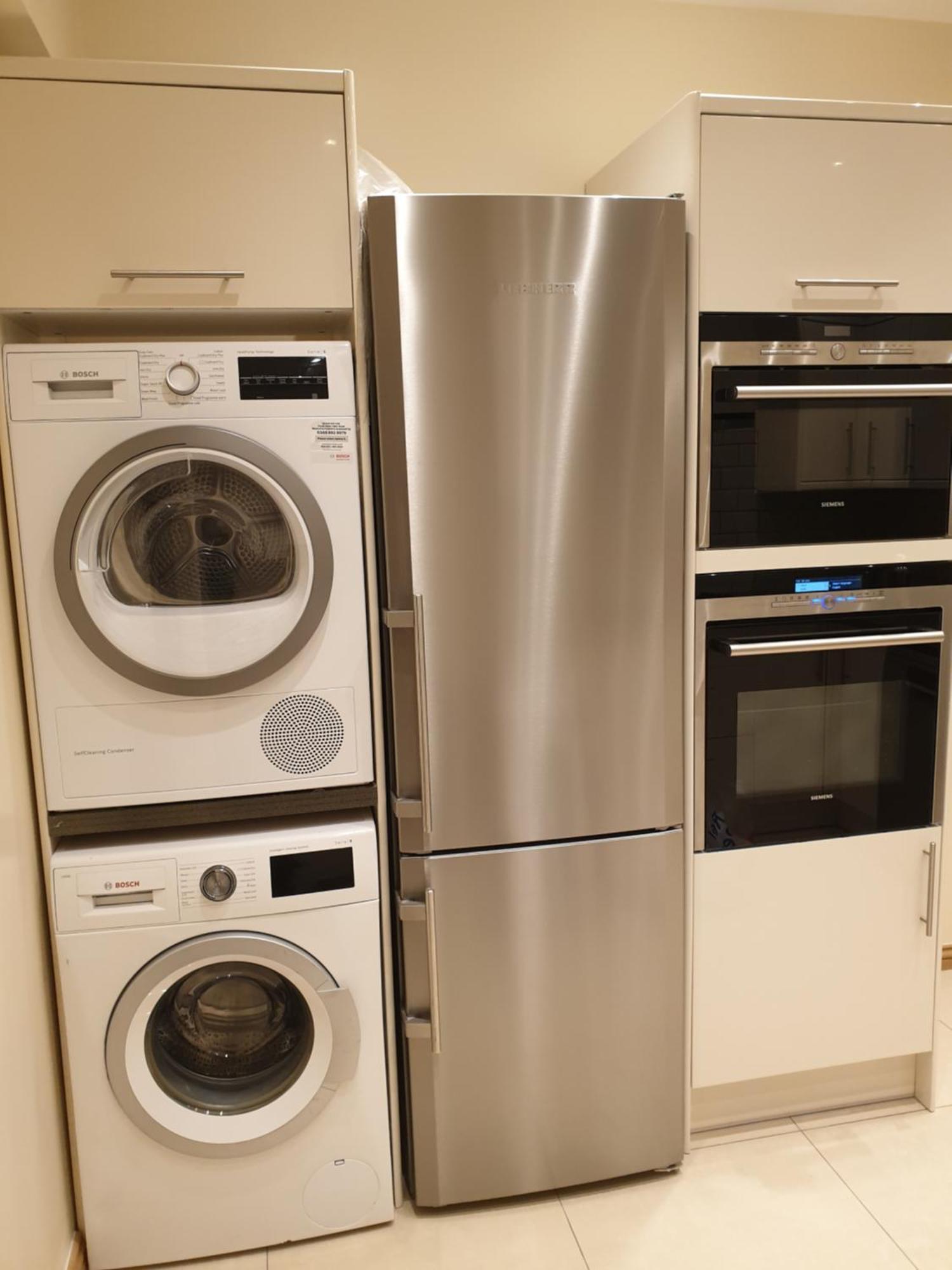 London Luxury Apartments 3 Bedroom Sleeps 8 With 3 Bathrooms 5 Mins Walk To Tube Station Free Parking Ilford Exterior foto